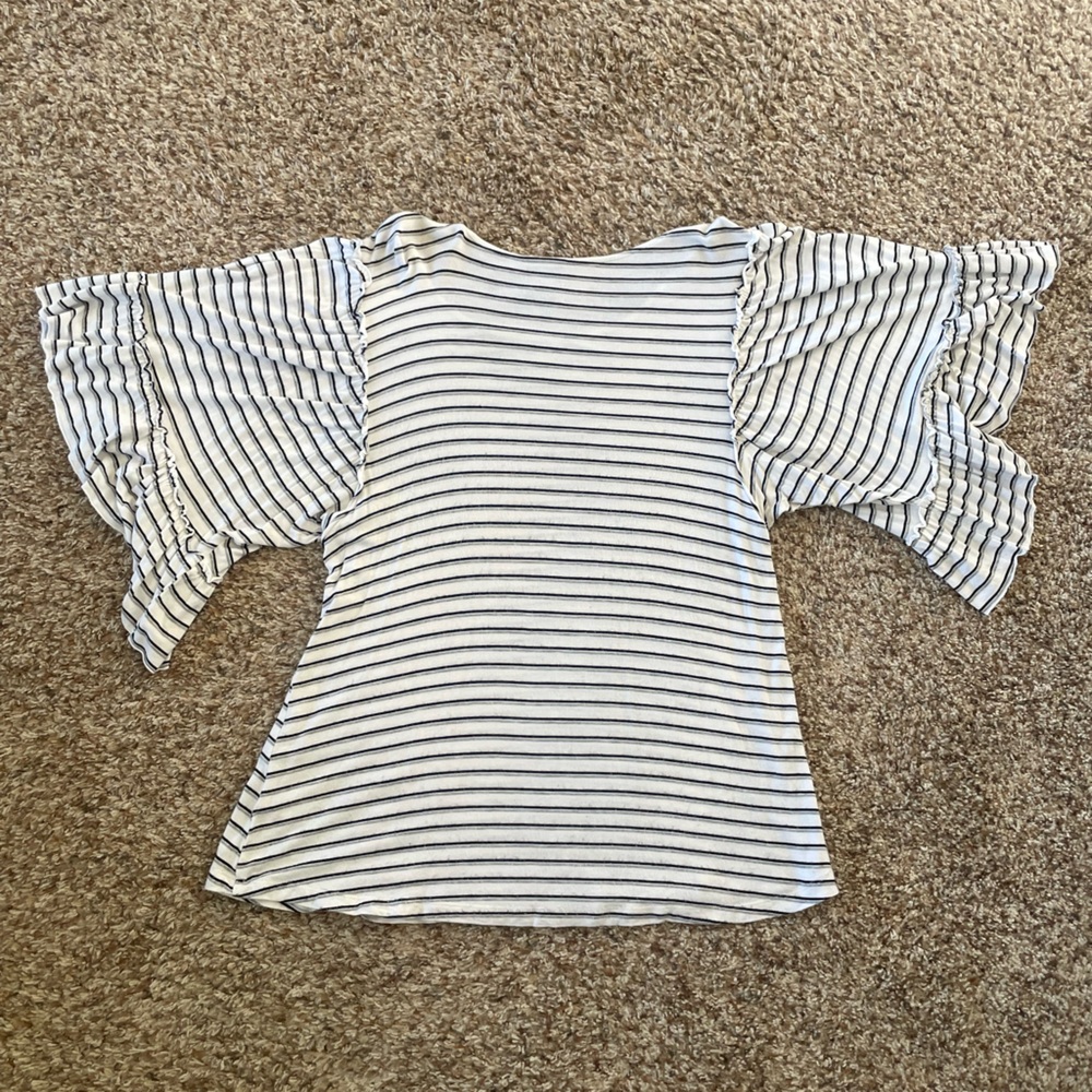 Bobeau Striped Flutter Sleeve Top - Picture 4 of 6
